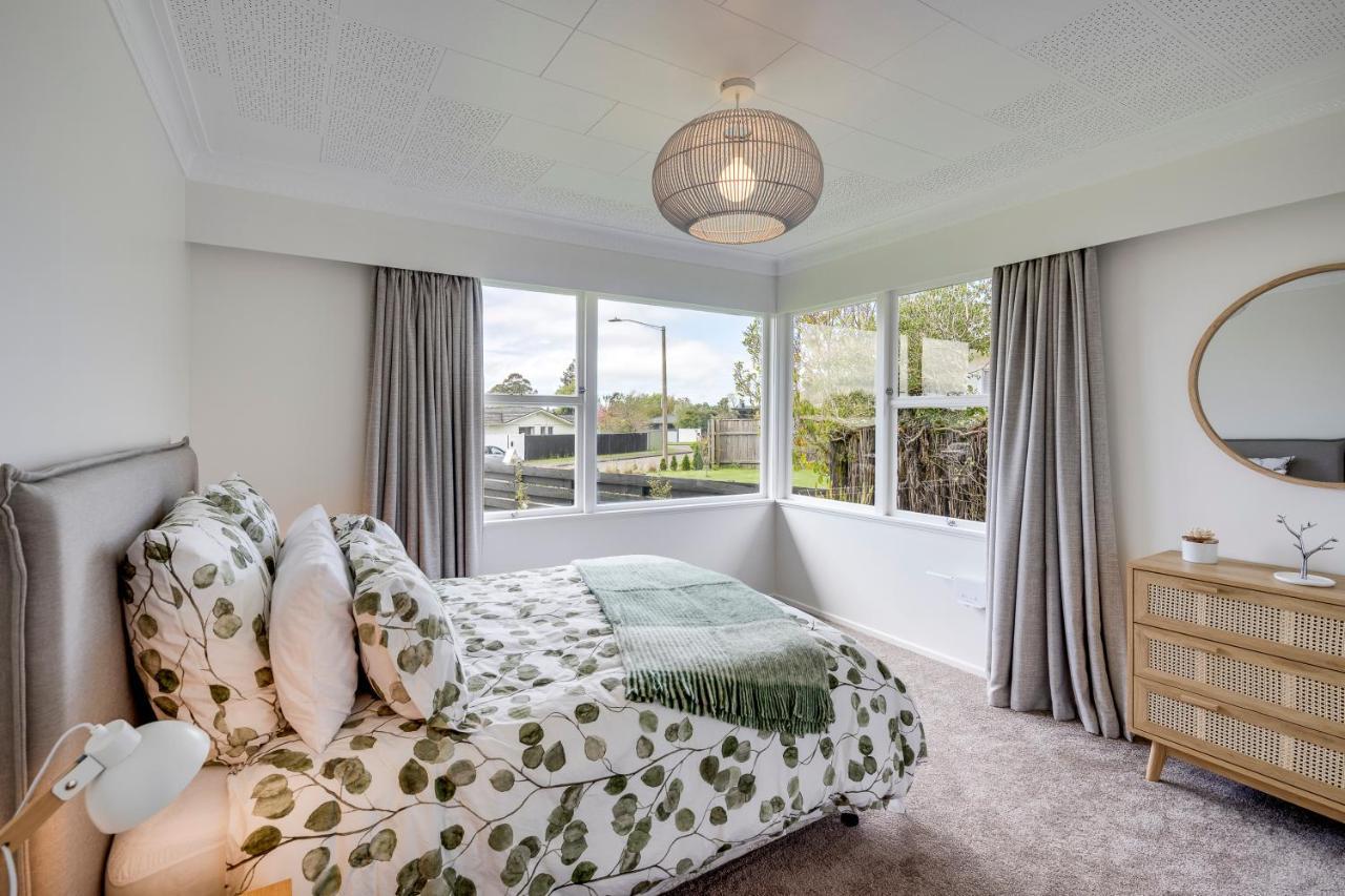 Belmont Pool Paradise - Havelock North Home Bagian luar foto