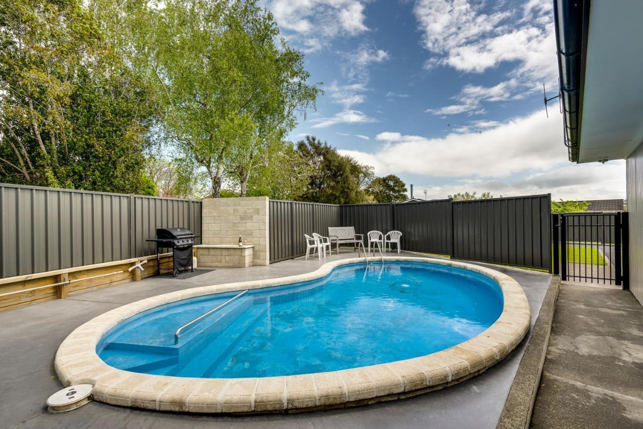 Belmont Pool Paradise - Havelock North Home Bagian luar foto